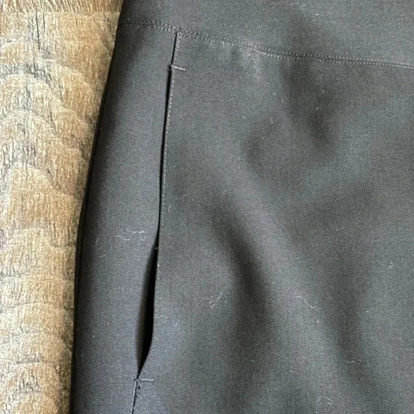 DKNYC Skirt - Picture 2 of 6